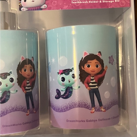 Gabby’s Dollhouse 3 Piece Bathroom Accessory Set New - Picture 4 of 5